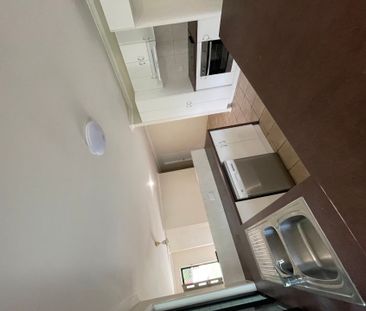 &ast;4-Bedroom Family Home for Rent in Moranbah&comma; QLD&ast;&ast; - Photo 2