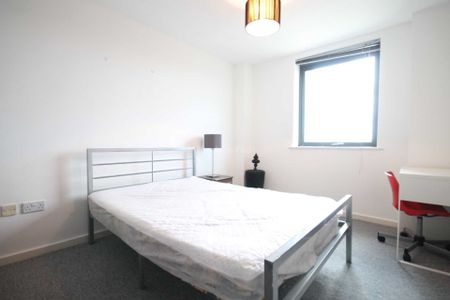 City Point 2, 156 Chapel Street, Salford - Photo 4