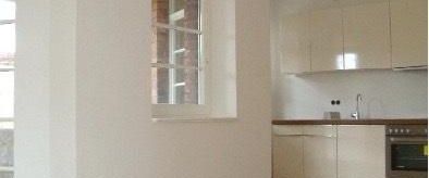 Sanierte 2-Raum-Wohnung mit Balkon, Terrasse und Einbauküche - Foto 1