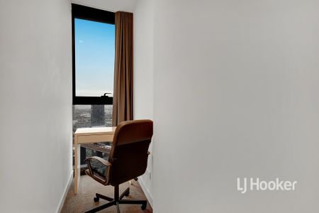 Fully Furnished 2-Bedroom and 1-Bathroom Apartment for Rent! - Photo 2