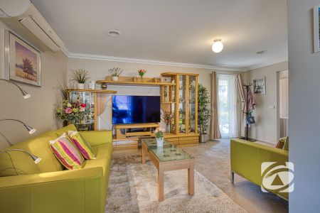 GARDEN PARADISE! - Photo 3