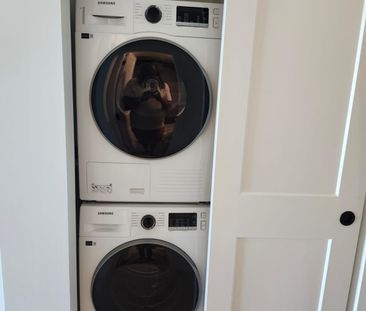 Studio for Rent 620 Coronation Avenue - Photo 2