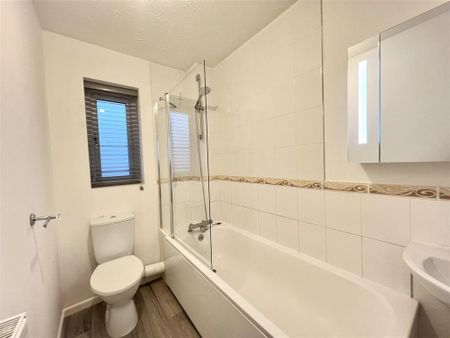 2 bedroom terraced house to rent - Photo 5