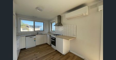 BEACH LIFESTYLE WITH AMAZING BAY VIEWS! - Photo 5