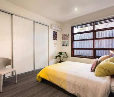 2/17 Pakington Street, Kew VIC 3101 - Townhouse For Rent | Domain - Photo 5