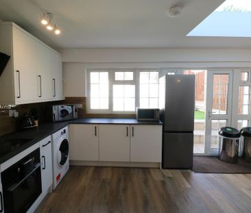 6 bedroom house share to rent - Photo 4