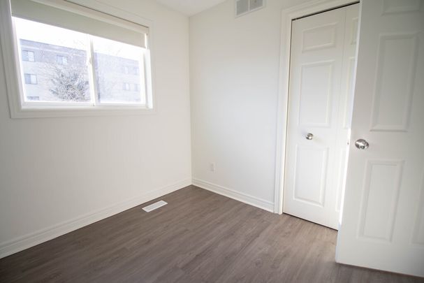 Bright 3-Bedroom Main Unit in St. Catharines! - Photo 1