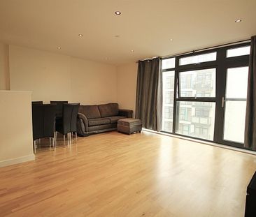 1 Bedroom Flat/Apartment To Let - Photo 2
