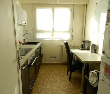 Location Appartement 2 pièces 45m² - Photo 4