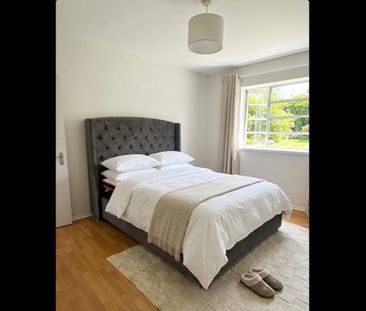 2 Bed Flat, Eastman House, SW4 - Photo 1