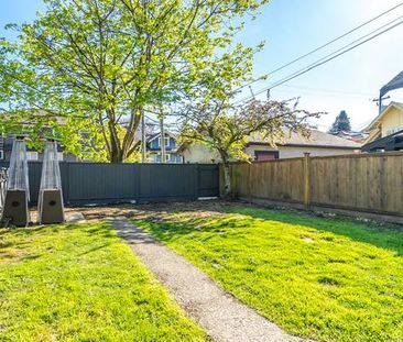 Kitsilano - Laundry - Gas Stove - Big Yard - Private - Townhouse - Photo 4