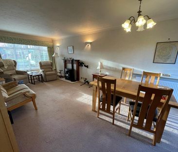 4 bedroom terraced house to rent - Photo 3