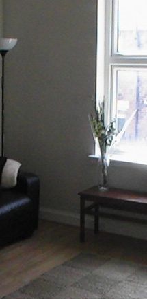 Superb 4 bed property AVAILABLE IMMEDIATELY in Hyde park, Leeds. - Photo 1