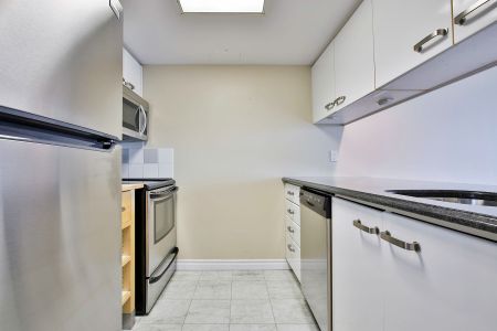 For Lease - 38 Elm Street Unit# 3412, Toronto, Ontario - Photo 4