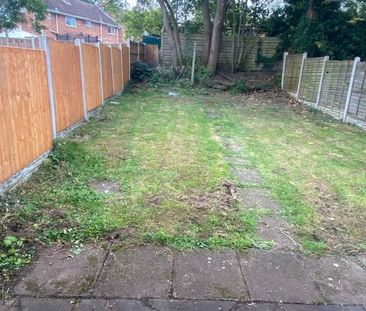 3 bedroom terraced house to rent - Photo 3