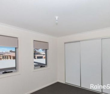 6/4B Avenal Street, Crace, ACT 2911 - Photo 2