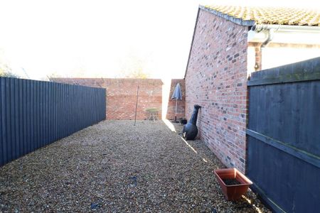 2 bedroom bungalow to rent - Photo 5