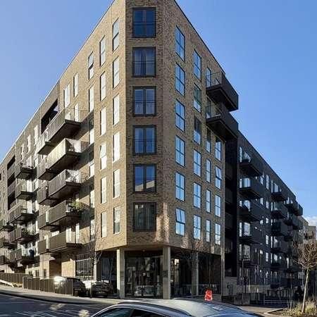 Rick Roberts Way, E15 - Photo 2