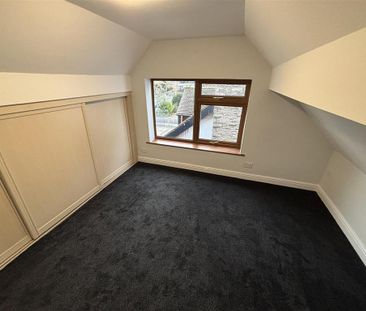 4 bedroom house to rent - Photo 2