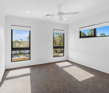 3 Bedroom Modern Townhome, DUCTED A/C, RESORT-POOL, BBQ AREA - Photo 6