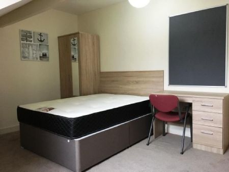 4 bedroom house to rent - Photo 3