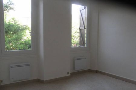 Location appartement t1 31 m² à Marcillac-Vallon (12330) - Photo 5