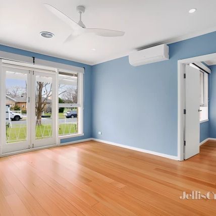 3 Bed, 1 Bath - Photo 1