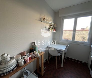 Location Appartement 3 pièces 52m² - Photo 3