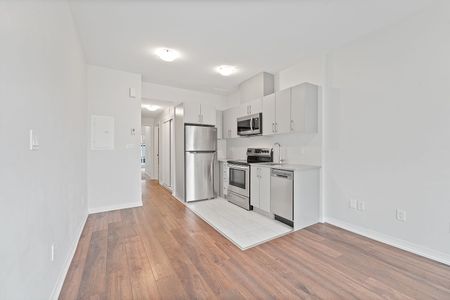 For Lease - 1145 Journeyman Lane Unit# 245, Mississauga, Ontario - Photo 2