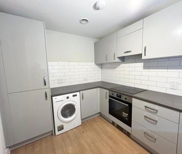 3 bedroom townhouse to rent - Photo 2