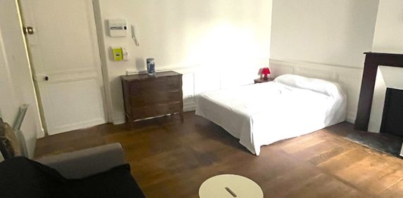 Location Appartement 1 pièce 26m² - Photo 2