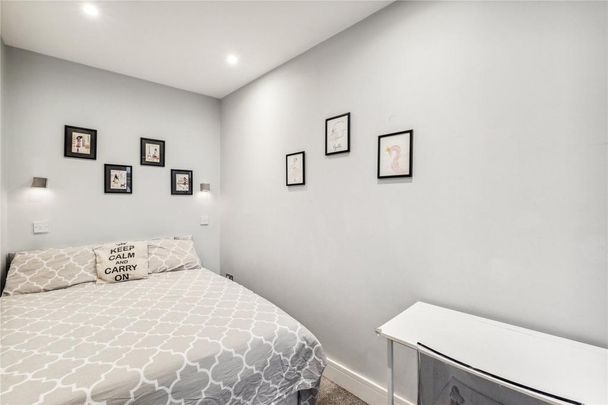 3 bedroom apartment to rent - Photo 1