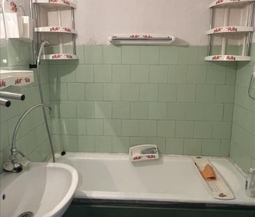 Kiadó régi típusú panel lakás - Szombathely - Fotó 6