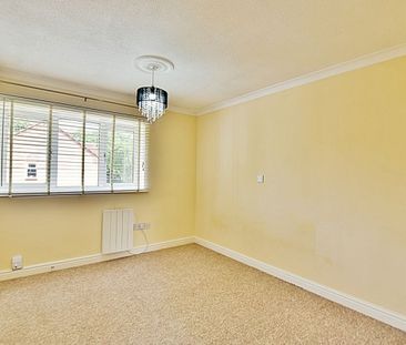 Sixfield Close, Lincoln - Photo 1
