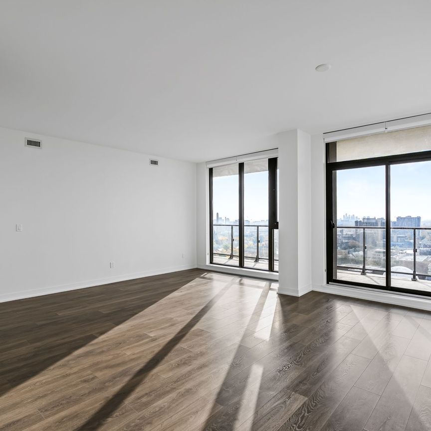 For Lease - 2 St Thomas Street Unit# 2307, Toronto, Ontario - Photo 1