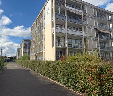 Location Appartement 1 pièce 35m² - Photo 3