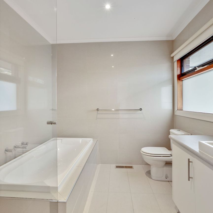 Unit 3/2015 Malvern Road, Malvern East. - Photo 1