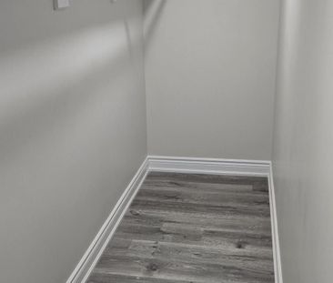 For Lease - 22 Valleyscape Trail, Caledon, Ontario - Photo 6