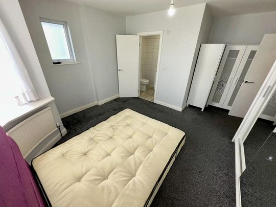 2 bedroom house to rent - Photo 1