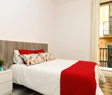 Room in a shared 5-bedroom apartment for rent in El Gòtic, professi... - Foto 5
