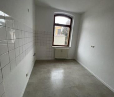 Renovierte 2-Raum-Wohnung in Werdau ab sofort zu vermieten! - Photo 1