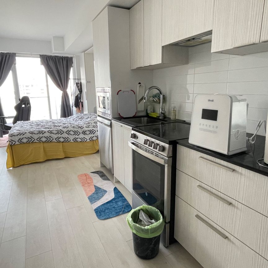 For Lease - 501 Yonge Street Unit# 2206, Toronto, Ontario - Photo 1