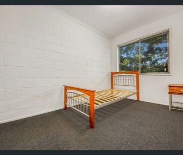 2 BEDROOM TOWNHOUSE - Photo 3