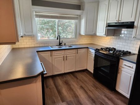 7112 Hunterwood Rd NW — 7112 Hunterwood Rd NW - Photo 2