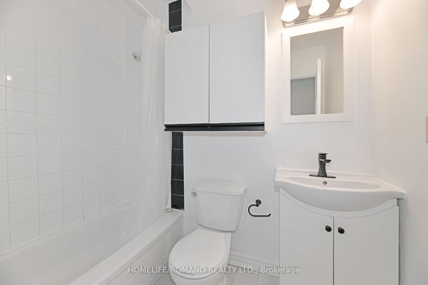 For Lease - 299 Vaughan Road Unit# B, Toronto, Ontario - Photo 1