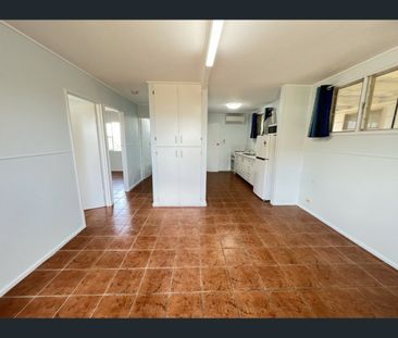 4/1 Casuarina Street, Bowen, Qld 4805 - Photo 5