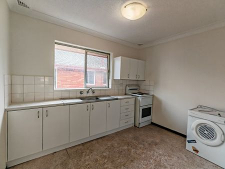 2 Bedroom Unit in the Heart of Campsie - Photo 4