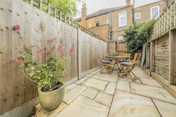 Abbeville Road, Clapham South, SW4 - Photo 1