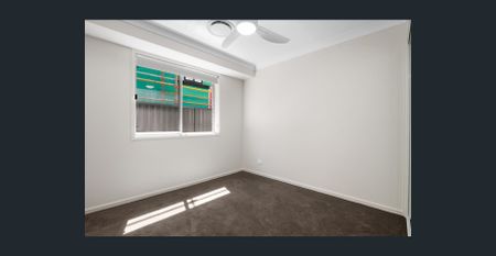 Brand New-Apply Now - Photo 3