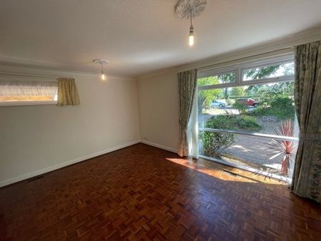 Wharncliffe Road, Highcliffe - Photo 2